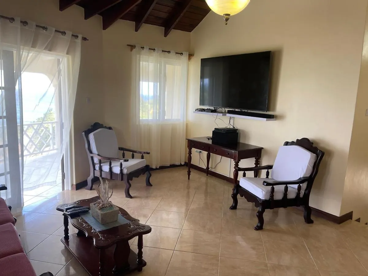 ホームステイ 'Grand Riveire' Private Room With Ocean View サンフィリップ